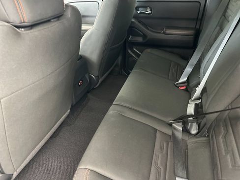 Used 2025 Nissan Frontier Pro-X RWD image 11