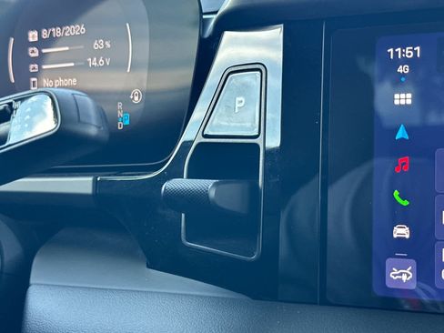 Certified 2025 Porsche Macan Electric RWD image 24