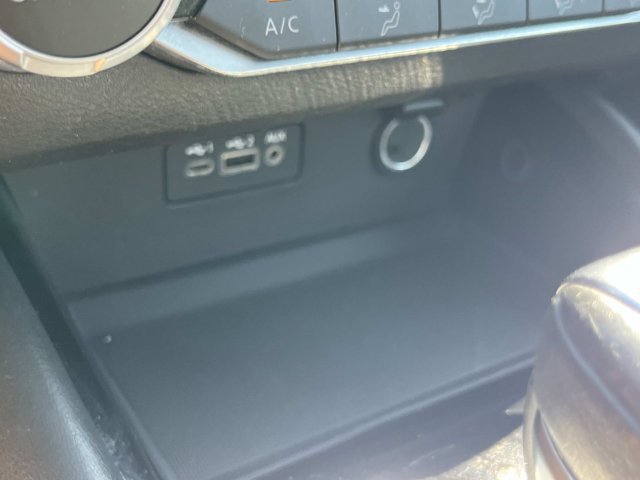 Used 2024 Nissan Altima 2.5 SR FWD image 33
