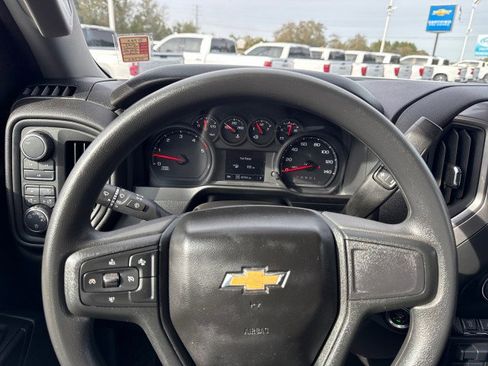 Used 2025 Chevrolet Silverado 2500 Custom w/ Custom Value Package image 23