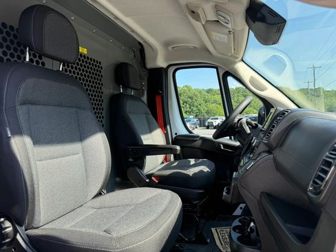 Used 2025 RAM ProMaster 3500 FWD image 22