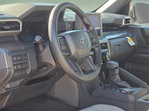 Used 2026 Toyota Tacoma SR5 AWD/4WD image 14