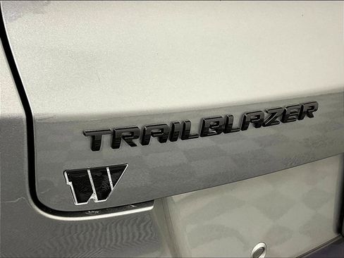 Used 2025 Chevrolet TrailBlazer RS w/ Driver Confidence Package FWD image 23