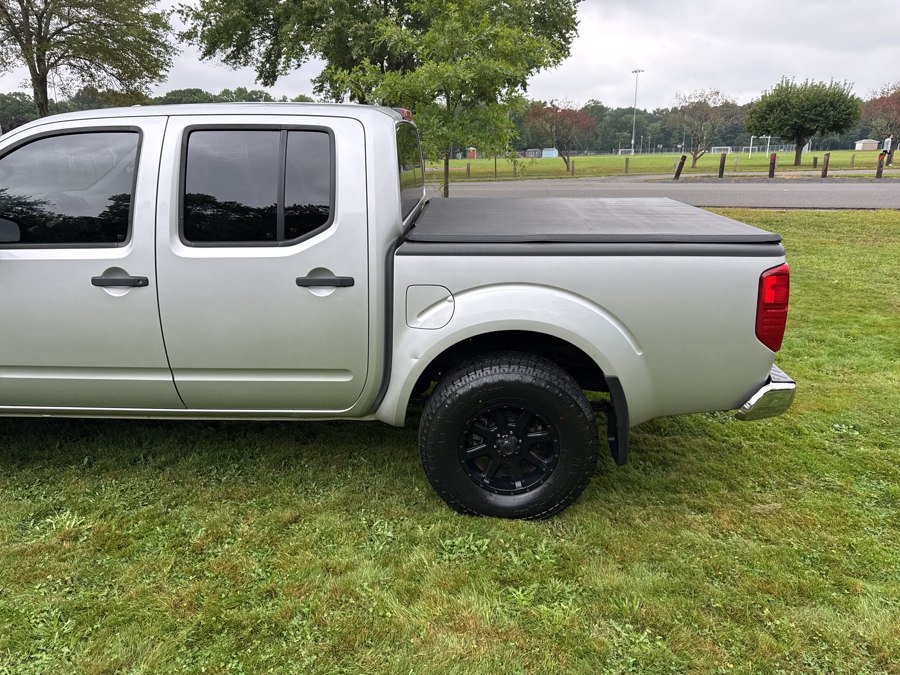 Used 2012 Nissan Frontier SV w/ SV Premium Utility Pkg AWD/4WD image 34
