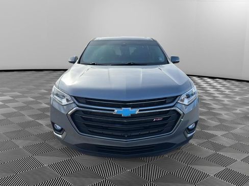Used 2020 Chevrolet Traverse RS image 2
