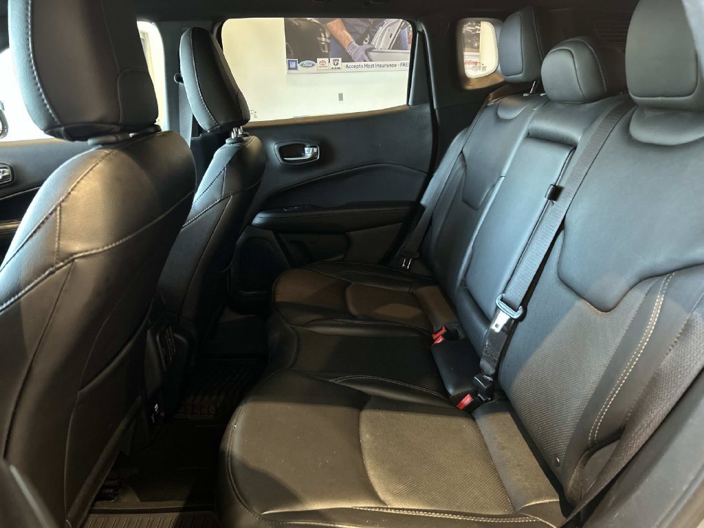 Used 2020 Jeep Compass High Altitude AWD/4WD image 12