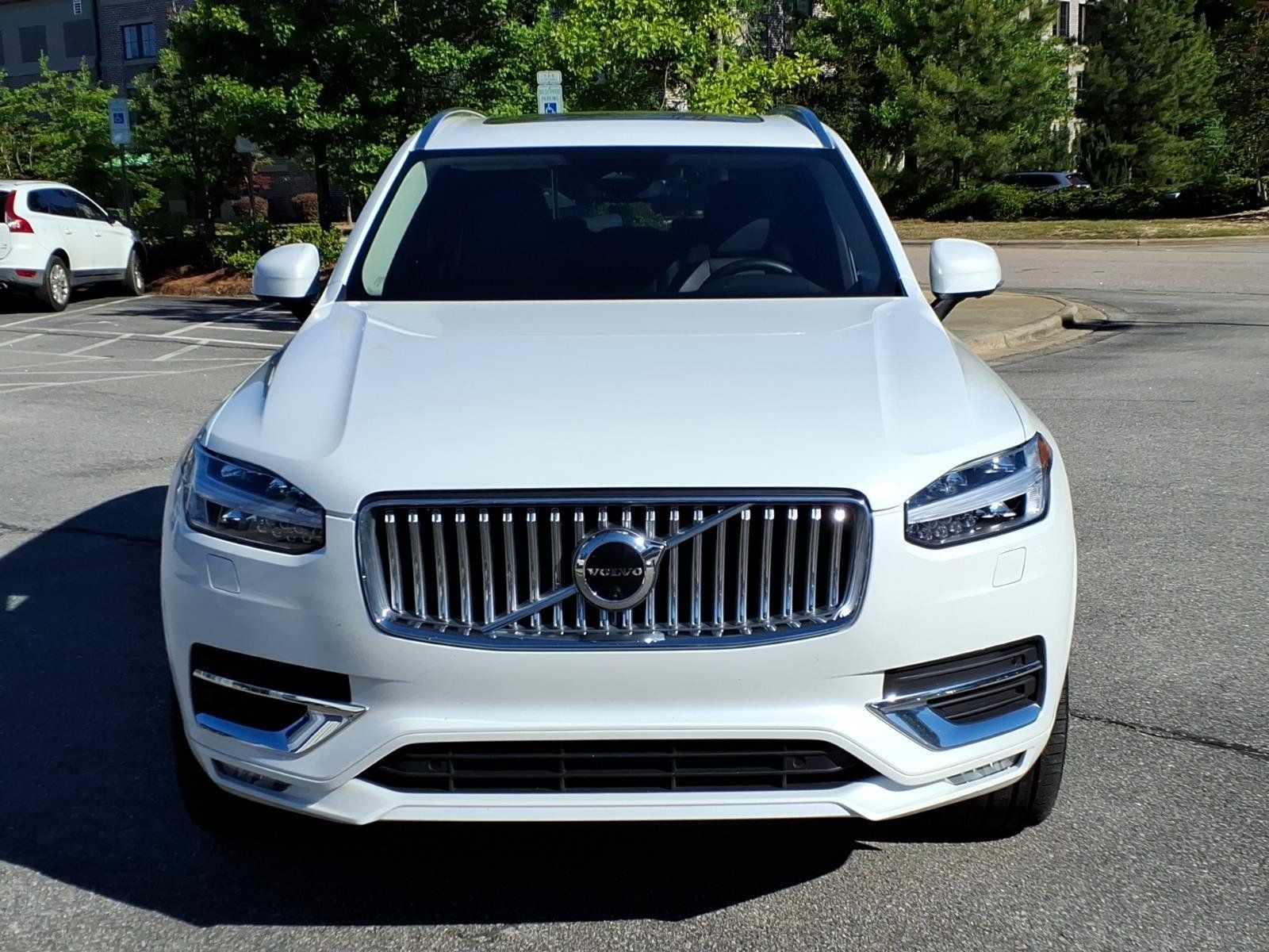 Certified 2023 Volvo XC90 B5 Plus w/ Protection Package Premier AWD/4WD image 8
