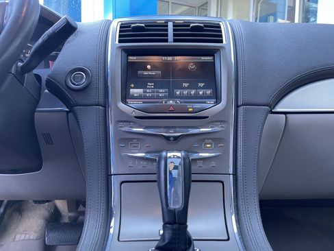 Used 2015 Lincoln MKX AWD w/ Equipment Group 102A image 30