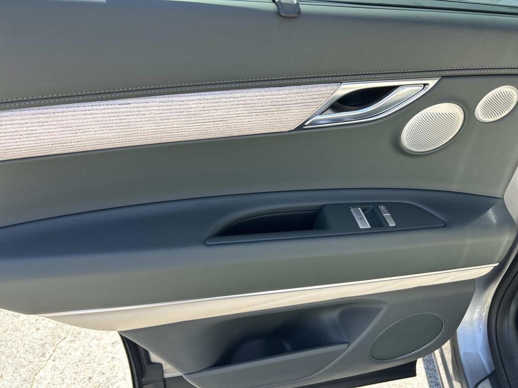 New 2027 Genesis GV80 2.5T Prestige AWD/4WD image 22