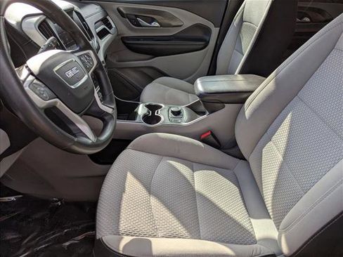 Used 2022 GMC Terrain SLE w/ Driver Convenience Package image 15