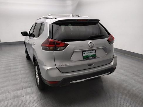 Used 2020 Nissan Rogue SV FWD image 6