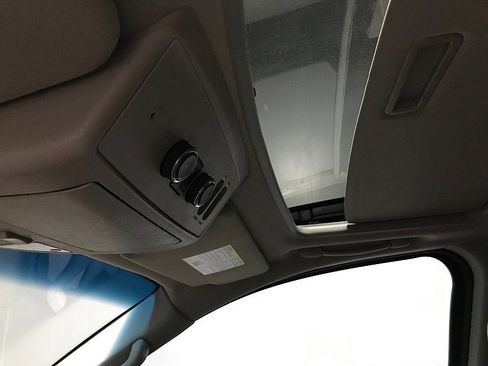 Used 2013 Nissan Armada Platinum image 26