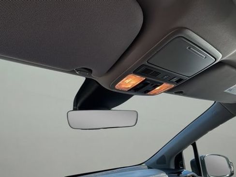 Used 2023 Honda Odyssey Touring image 28