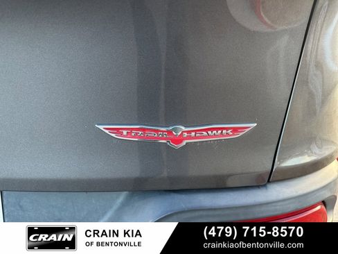 Used 2018 Jeep Cherokee Trailhawk w/ Comfort/Convenience Group image 12