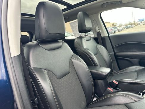 Used 2021 Jeep Compass Latitude w/ Sun and Sound Group AWD/4WD image 31