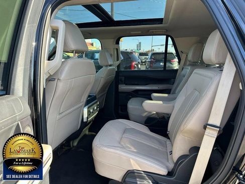 Used 2023 Ford Expedition Limited image 16