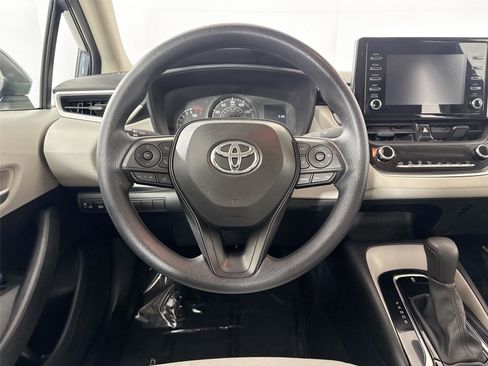 Certified 2020 Toyota Corolla L image 36