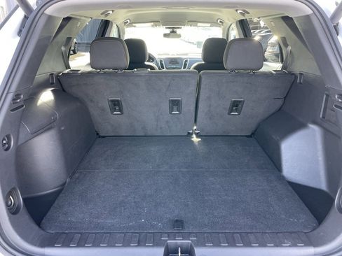Used 2024 Chevrolet Equinox LT image 30