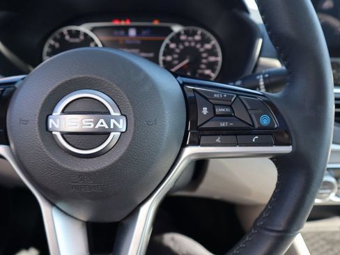 Certified 2025 Nissan Altima 2.5 SL FWD image 20