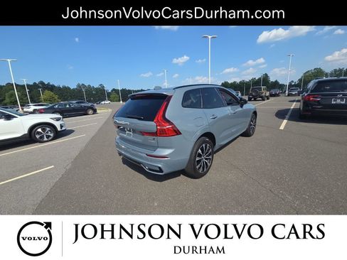 Used 2024 Volvo XC60 B5 Core w/ Climate Package AWD/4WD image 10
