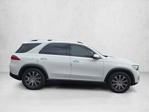 Used 2024 Mercedes-Benz GLE 450 4MATIC image 4