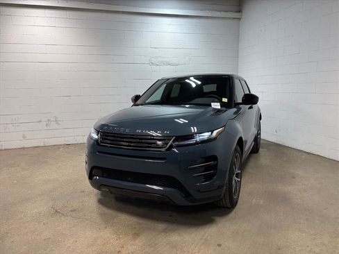 New 2026 Land Rover Range Rover Evoque Dynamic SE image 2