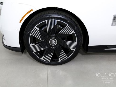 Used 2024 Rolls-Royce Spectre w/ Spectre Launch Package AWD/4WD image 36