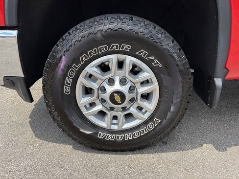 Used 2022 Chevrolet Silverado 2500 LT w/ Convenience Package image 20