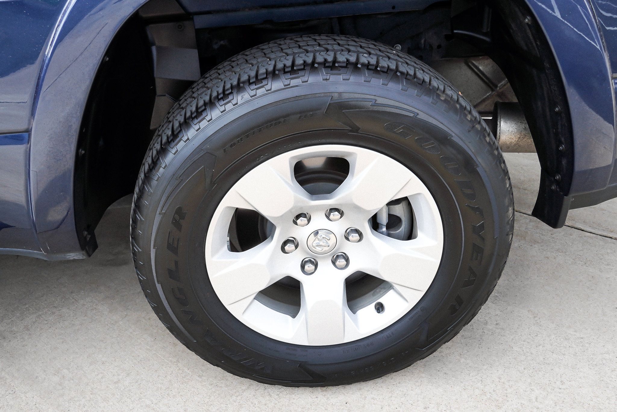 Used 2022 RAM 1500 Laramie AWD/4WD image 13