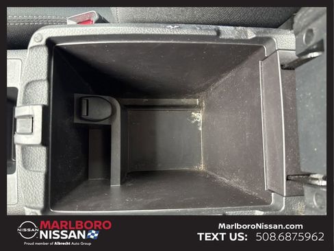 Used 2017 Nissan Rogue S image 28