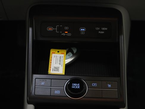 Certified 2024 Hyundai Kona SEL FWD image 8