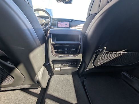 New 2025 Jeep Grand Cherokee Limited image 37