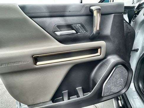 Used 2024 GMC Hummer EV 3X w/ Extreme Off-Road Package image 23