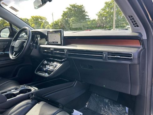 Used 2022 Lincoln Corsair Reserve w/ Equipment Group 201A image 25