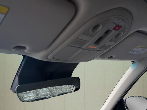 Used 2026 Genesis G70 2.5T Prestige image 35