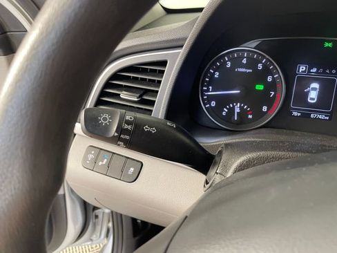 Used 2018 Hyundai Elantra SEL FWD image 13