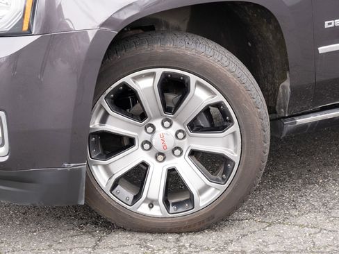 Used 2017 GMC Yukon Denali w/ Open Road Package image 28