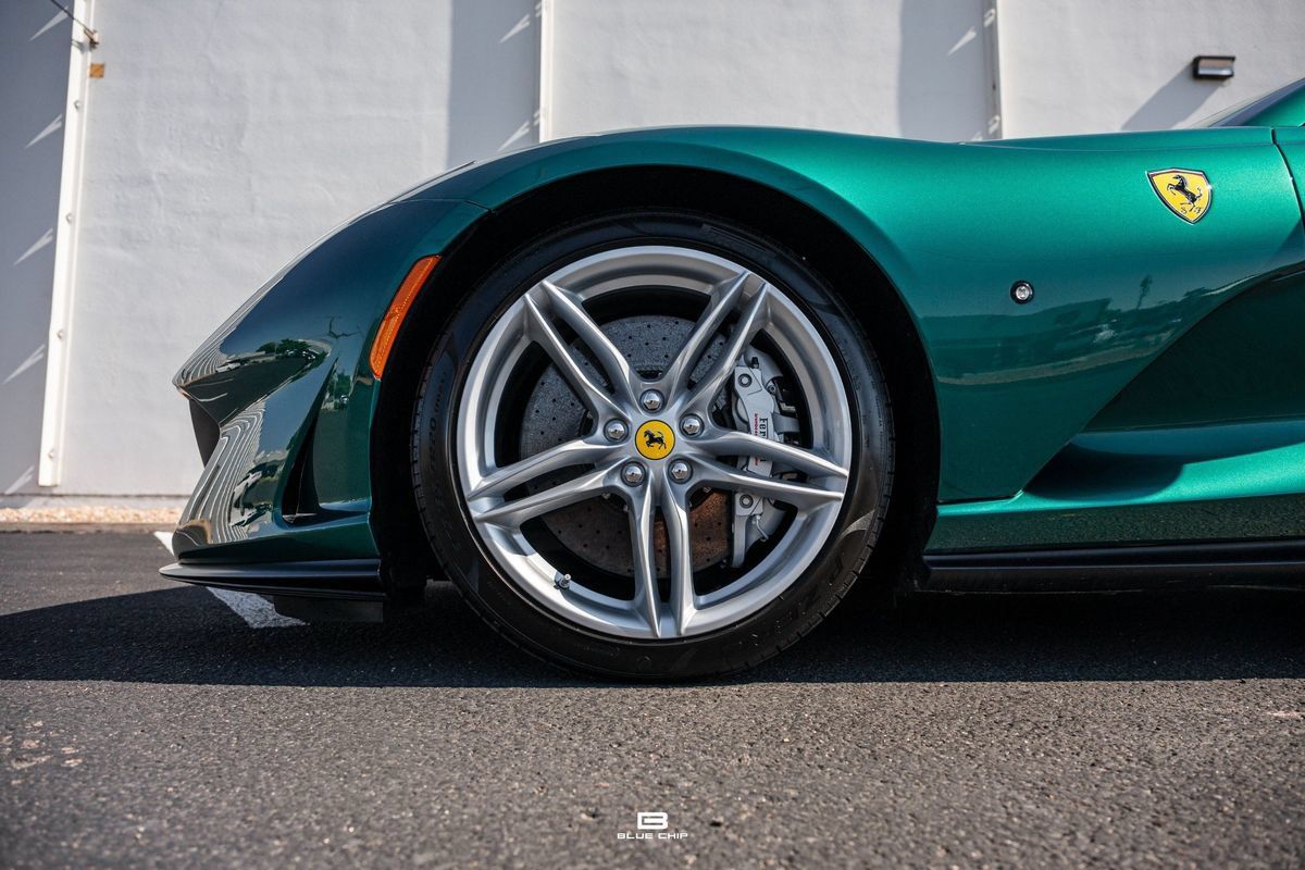 Used 2022 Ferrari 812 GTS RWD image 8