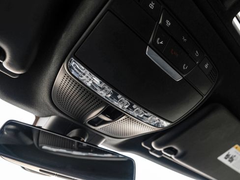 Used 2017 Mercedes-Benz E 300 image 29