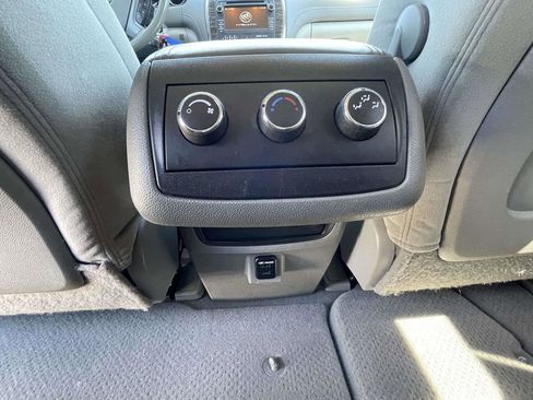 Used 2014 Buick Enclave Convenience FWD image 16
