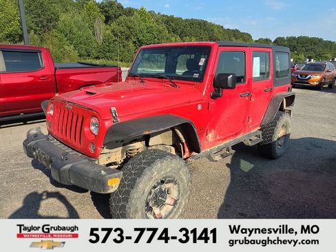 Used 2015 Jeep Wrangler Unlimited Sport w/ Max Tow Package AWD/4WD image 3