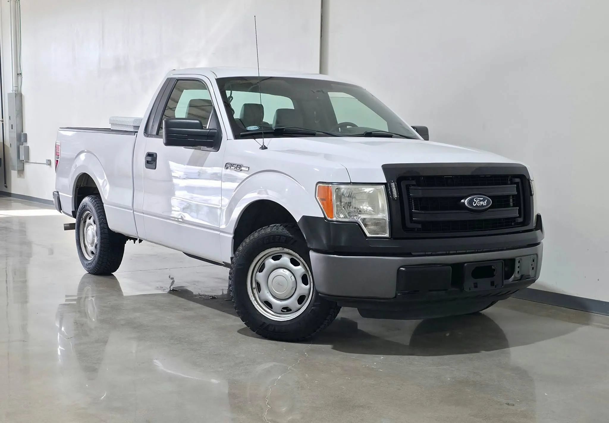Used 2014 Ford F150 XL w/ Power Equipment Group RWD image 1