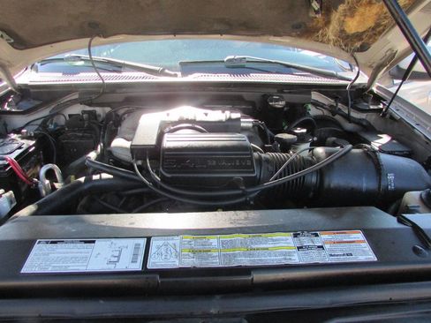 Used 2000 Lincoln Navigator 2WD image 24