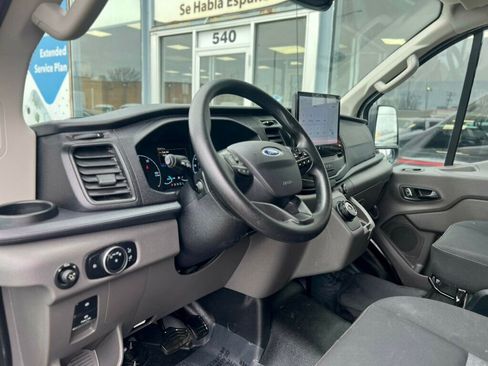 Used 2023 Ford E-Transit T-350 image 13