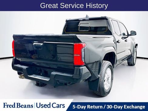 Used 2024 Toyota Tacoma SR5 image 7