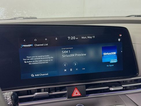 Used 2025 Hyundai Elantra SEL FWD image 28
