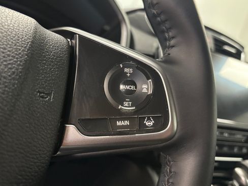 Used 2017 Honda CR-V Touring image 29
