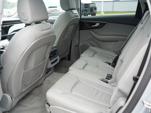 Used 2024 Audi Q7 2.0T Premium Plus image 28