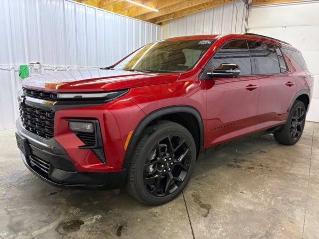 Used 2025 Chevrolet Traverse RS AWD/4WD image 3