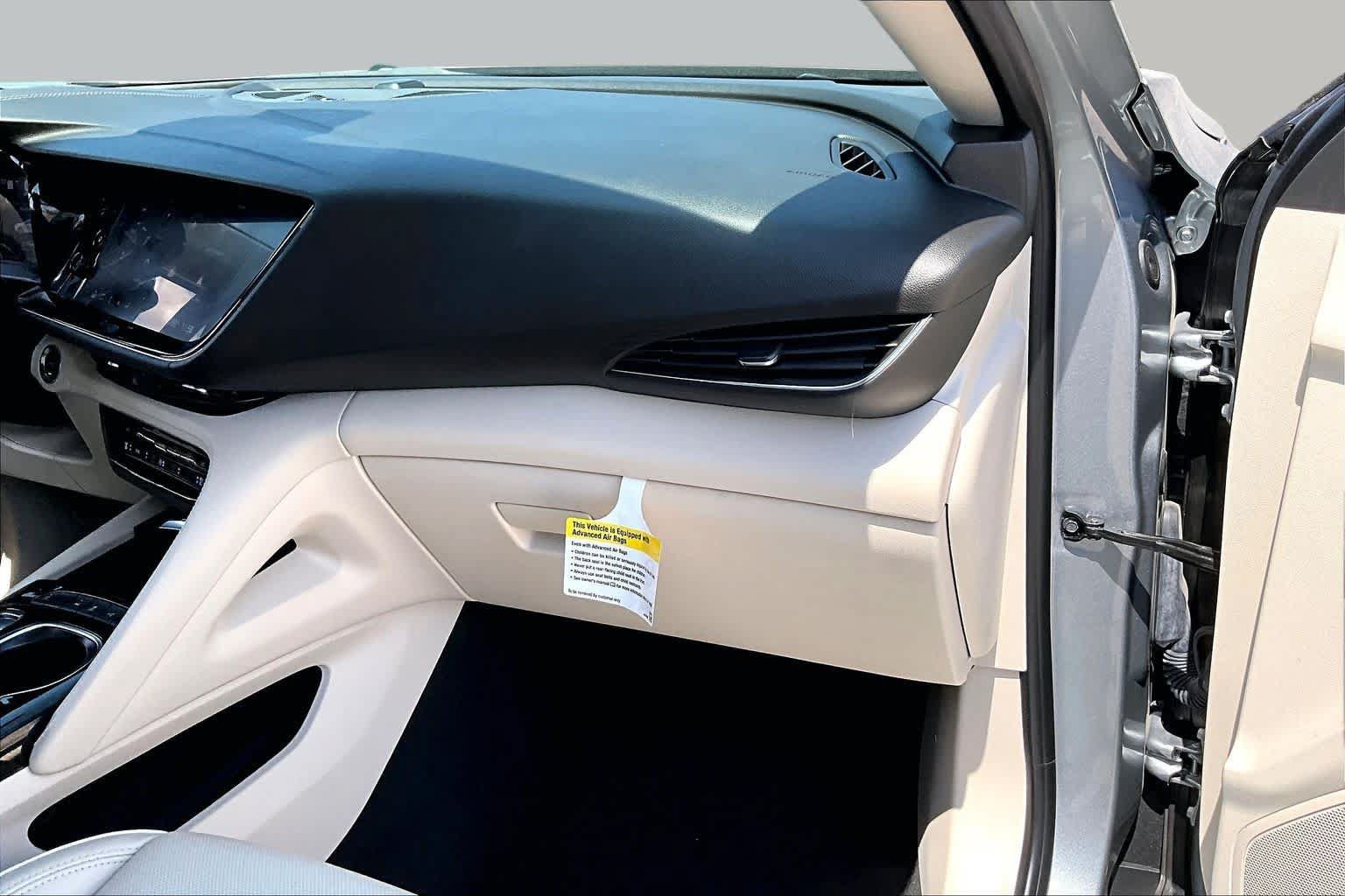 Used 2023 Buick Envision Avenir FWD image 19